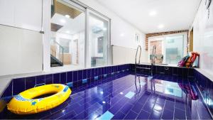 Gallery image of Gapyeong Hohokids Poolvilla in Gapyeong +17 photos