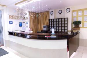 Vstupní hala nebo recepce v ubytování Shine Hotel