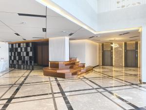 Foto sihtkohas Srinagar asuva majutusasutuse Ramada Encore by Wyndham Rajbagh Srinagar galeriist