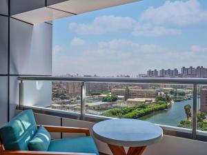 Hilton Cairo Nile Maadi的休息区