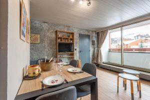 TV a/nebo společenská místnost v ubytování DIFY Grand Soleil - Courchevel 1650