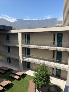 Γενική θέα στο βουνό ή θέα στο βουνό από  αυτό το ξενοδοχείο διαμερισμάτων