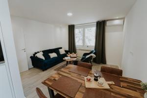 Χώρος καθιστικού στο Dila Apartment