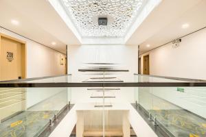 Fotografie z fotogalerie ubytování Qingji Hotel mini Beijing Wangfujing Dengshikou Subway Station Branch v Pekingu