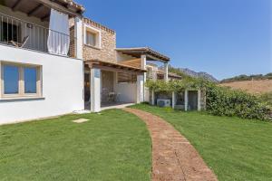 Το κτήριο όπου στεγάζεται  η παραθεριστική κατοικία