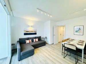 Posezení v ubytování NUEVO, a 90 metros de la playa y con vistas al mar