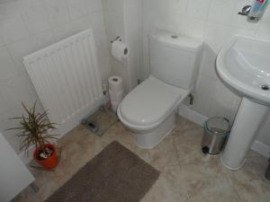 Gallery image of Homestay Oakridge Crescent in Paisley