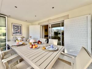 Fotografie z fotogalerie ubytování Vilamoura Deluxe Villa with Pool by Homing v destinaci Vilamoura + 50 fotografií