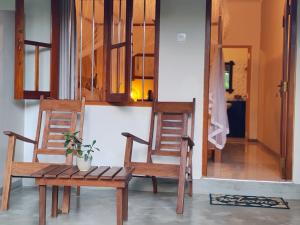 Φωτογραφία από το άλμπουμ του The Jungle View Garden σε Mirissa