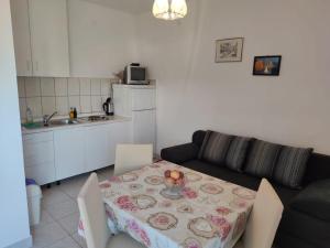 Küche/Küchenzeile in der Unterkunft Apartments Josi