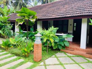 Afbeelding uit fotogalerij van Hotel Holiday Home in Kovalam