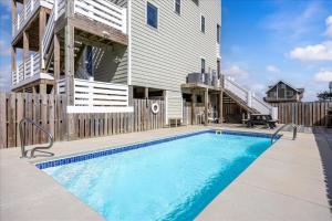 Bazén v ubytování Sea Cabbage nebo v jeho okolí