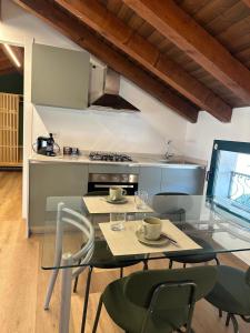 Kuchyň nebo kuchyňský kout v ubytování Green Suite + 3 fotografie