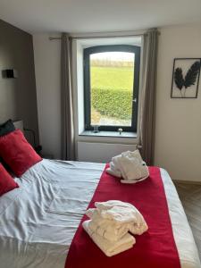 Postel nebo postele na pokoji v ubytování Durbuy House gîte noyer