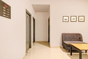 Posezení v ubytování Hotel O SS Skyline + 42 fotografií