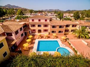Πισίνα στο ή κοντά στο ISA - Residence with swimming-pool in Sos Alinos