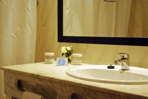 Koupelna v ubytování Hotel Llafranch