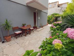 Zahrada ubytování Apartments Keko