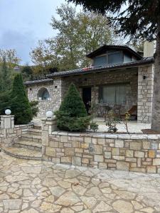 The building in which Az apartmant is located Még 17 kép