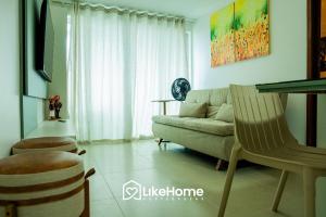 Χώρος καθιστικού στο LikeHome/ Magnific Tambaú