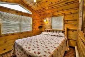 Uma cama ou camas num quarto em Parc Octopus