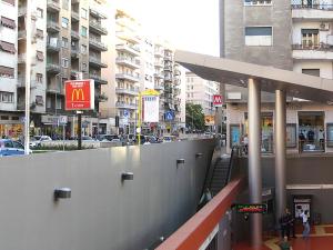 The building in which a vendégházakat is located