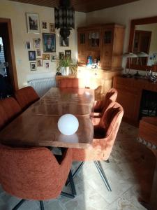 Imagen de la galería de Haus Vogelparadies Homestay, en Hemhofen