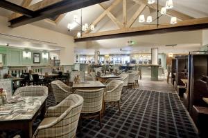 Imagen de la galería de The Queen Hotel Wetherspoon, en Aldershot