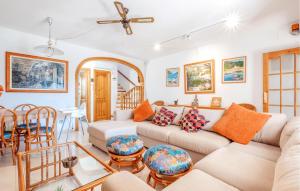 Χώρος καθιστικού στο Nice Home In Platja D'aro With Wifi