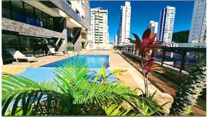 La alberca dentro o cerca de APT 1 Dorm com VAGA - 400m da Praia