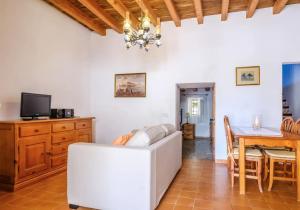 Φωτογραφία από το άλμπουμ του New! Villa Can Mariano σε Sant Carles de Peralta