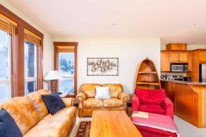 Kuchyň nebo kuchyňský kout v ubytování Stonegate Resort Unit A104