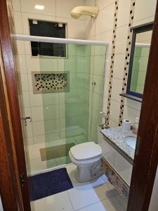 Koupelna v ubytování Linda Casa 2 qrts Churrasqueira garagem Resende RJ