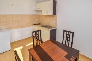 Kuchyňa alebo kuchynka v ubytovaní Apartments Leko