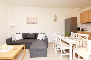 Kuchyň nebo kuchyňský kout v ubytování Square home