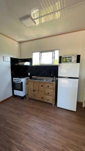 Køkken eller tekøkken på Las Marinas Playa Grande 1