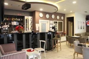 Billede fra billedgalleriet på Fjortes Hotel i Vlorë + 41 billeder