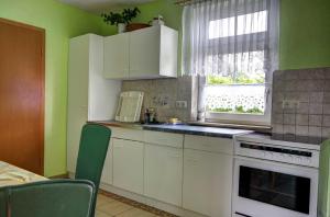 Küche/Küchenzeile in der Unterkunft Ferienhaus Guenter