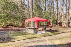 德尔马Charming Laurel Home with Gazebo and Fireplace!的相册照片