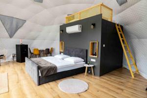Postel nebo postele na pokoji v ubytování Glamping Resort
