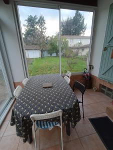 Balkoni atau teres di Maison Aussillon tarn