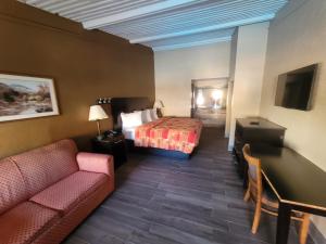 TV a/nebo společenská místnost v ubytování Stay Express Inn Athens
