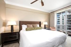 KBM Resorts FREE CAR Honua Kai Hokulani Ocean view 2-Bedroom Condo Sweeping view Best Location HKH-545客房内的一张或多张床位