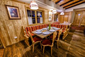 Posezení v ubytování Brandeberg Pension & Restaurant