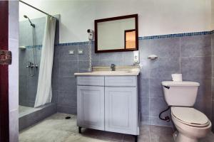 Soficu Hotel El Edén Dominicus的一间浴室