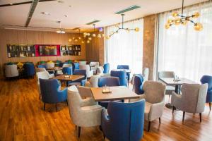 Ruang duduk di Echarm Hotel Dongxing Minzu Road
