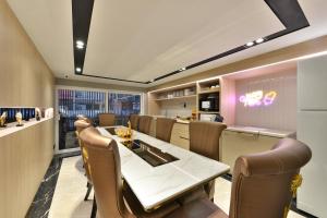 Victora Hostel的休息区