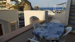 ポンツァにあるCasa Acqua Marina 5のギャラリーの写真