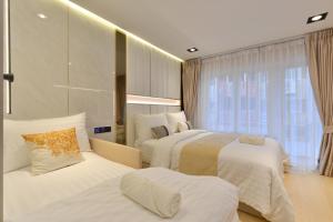 Victora Hostel客房内的一张或多张床位