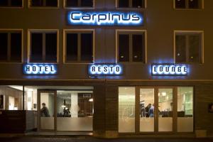 Um certificado, prémio, placa ou documento mostrado em Hotel Carpinus